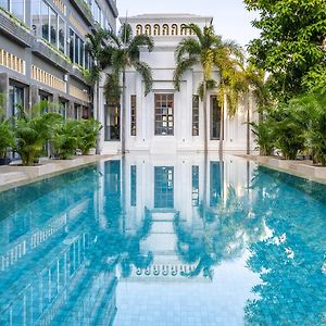 Reservoir, Yoga & Wellness Retreat
